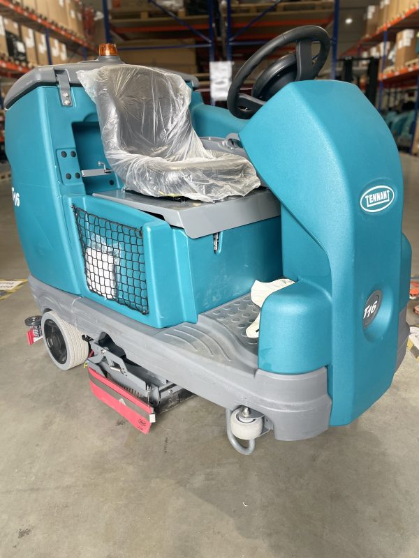 T16 DISC SCRUBBER-DRYER