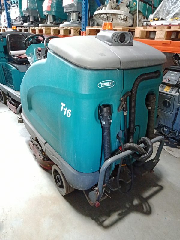 T16 DISC SCRUBBER-DRYER