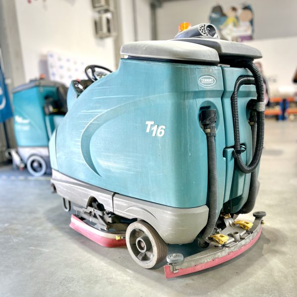 T16 DISC SCRUBBER-DRYER