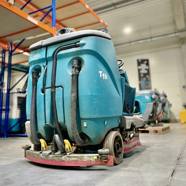 T16 DISC SCRUBBER-DRYER