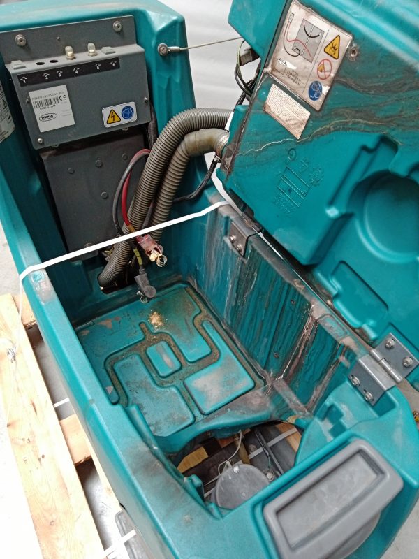 T300e 50CM ORBITAL SCRUBBER DRYER