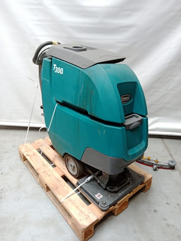 T300e 50CM ORBITAL SCRUBBER DRYER