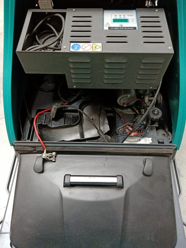 S8 ELECTRIC SWEEPER