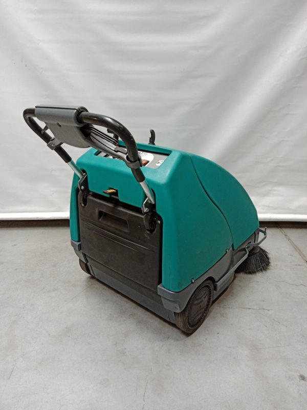 S8 ELECTRIC SWEEPER