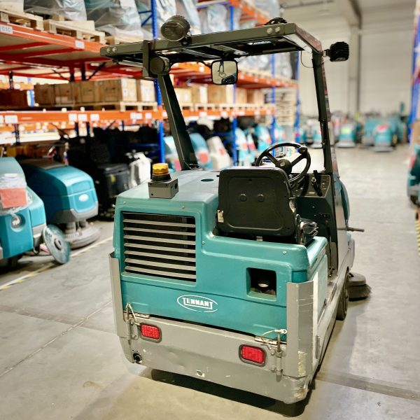 S20 COMPACT RIDE ON SWEEPER
