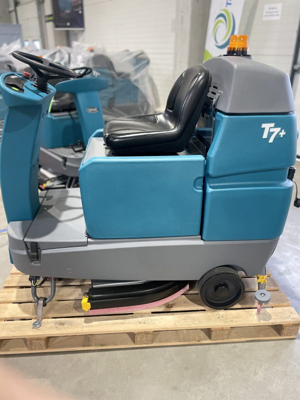 T7 SCRUBBER DRYER 80CM DISC