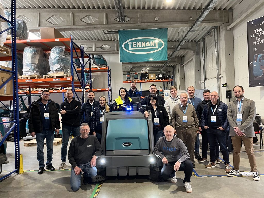 Międzynarodowe szkolenie Tennant w Tenrent – wiedza, praktyka i współpraca! - Tenrent polska Międzynarodowe szkolenie Tennant w Tenrent – wiedza, praktyka i współpraca!