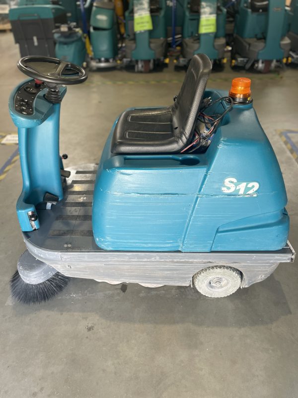 S12 ELECTRIC SWEEPER