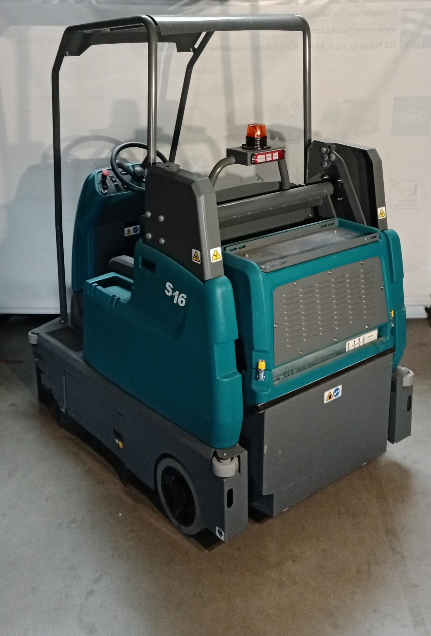 S16 ELECTRIC SWEEPER HIGH DUMP - Tenrent polska S16 ELECTRIC SWEEPER HIGH DUMP