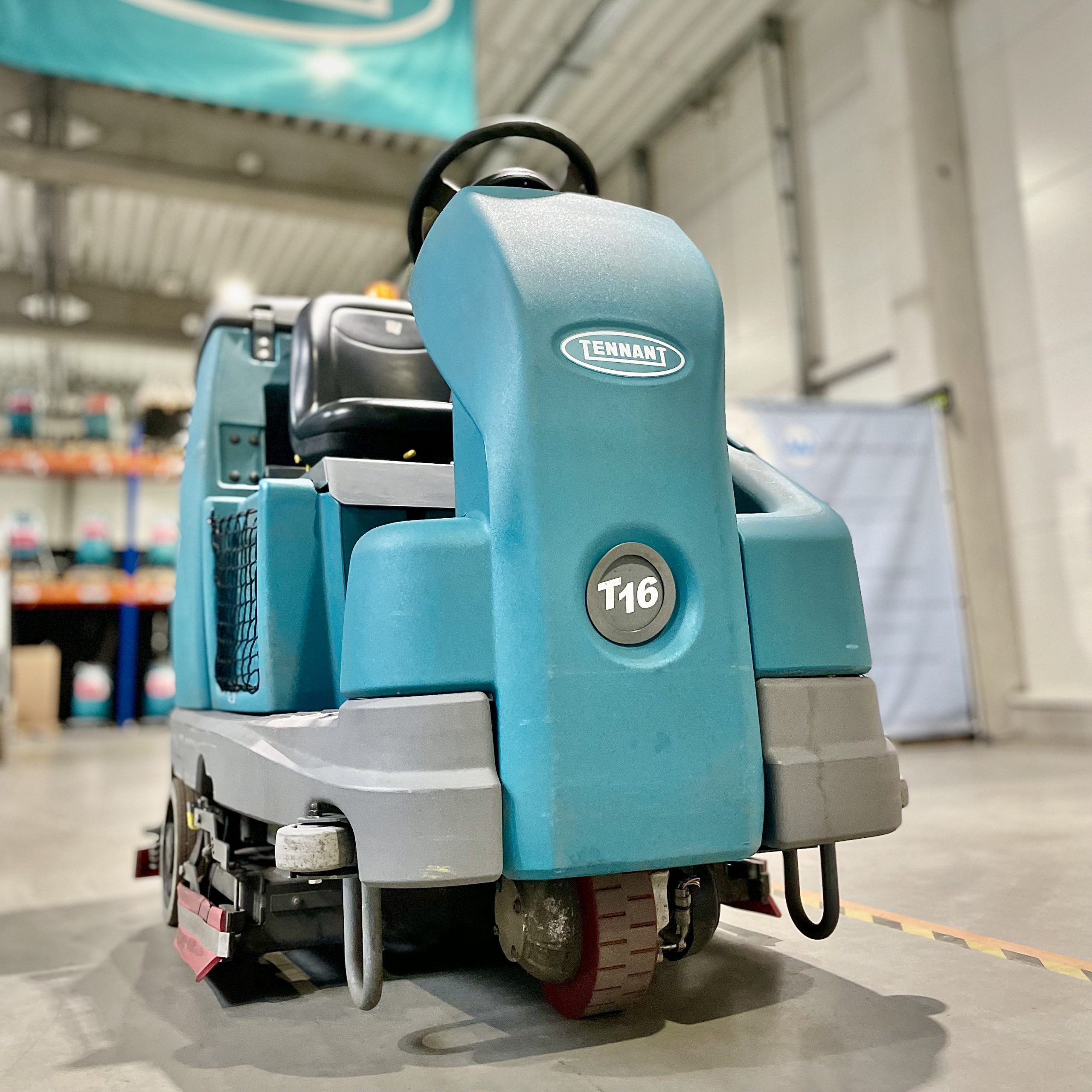 T16 DISC SCRUBBER-DRYER T16 DISC SCRUBBER-DRYER