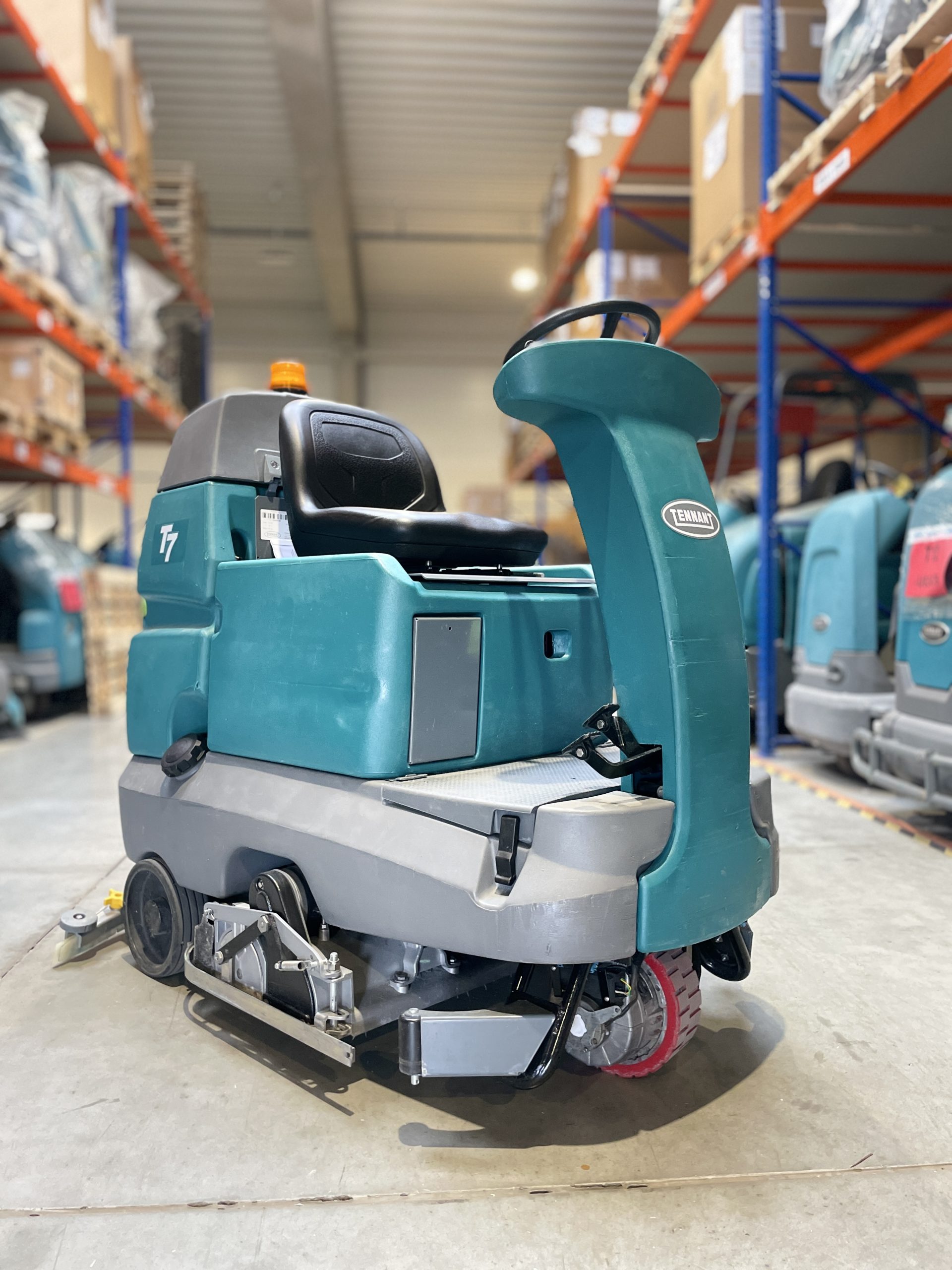 T7 SCRUBBER-DRYER 80CM CYL T7 SCRUBBER-DRYER 80CM CYL