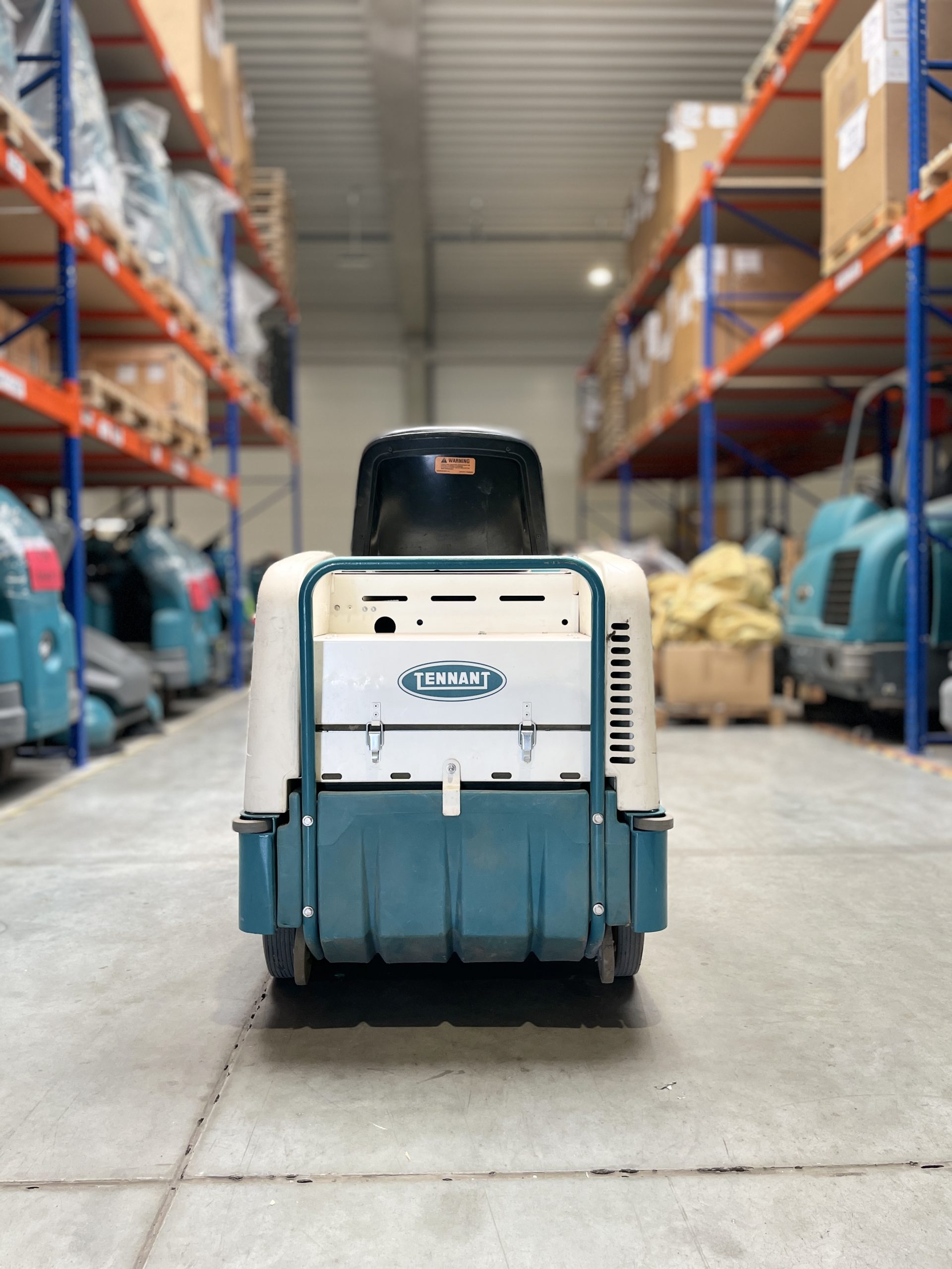 6100 ELECTRIC SWEEPER - Tenrent polska 6100 ELECTRIC SWEEPER